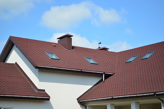 Rodzaje Pokryć Dachowych: Przewodnik po Popularnych Materiałach